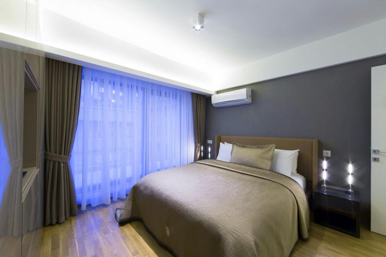 The Place Suites By Cey Istanboel Buitenkant foto