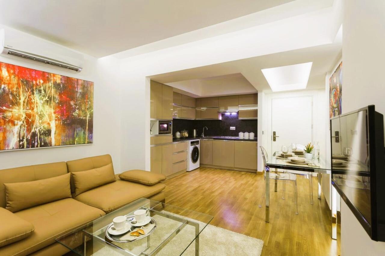 The Place Suites By Cey Istanboel Buitenkant foto
