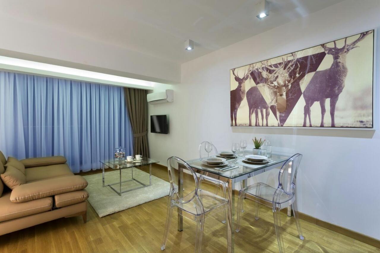 The Place Suites By Cey Istanboel Buitenkant foto