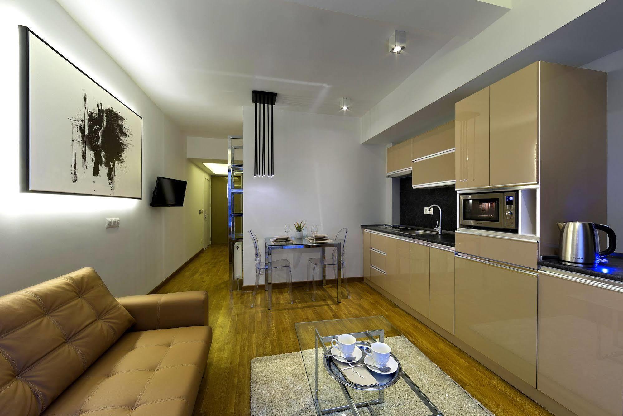 The Place Suites By Cey Istanboel Buitenkant foto