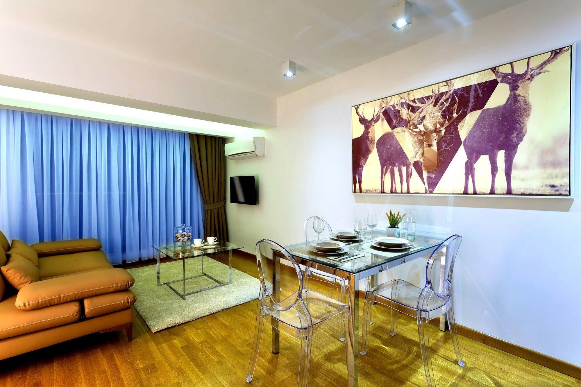 The Place Suites By Cey Istanboel Buitenkant foto