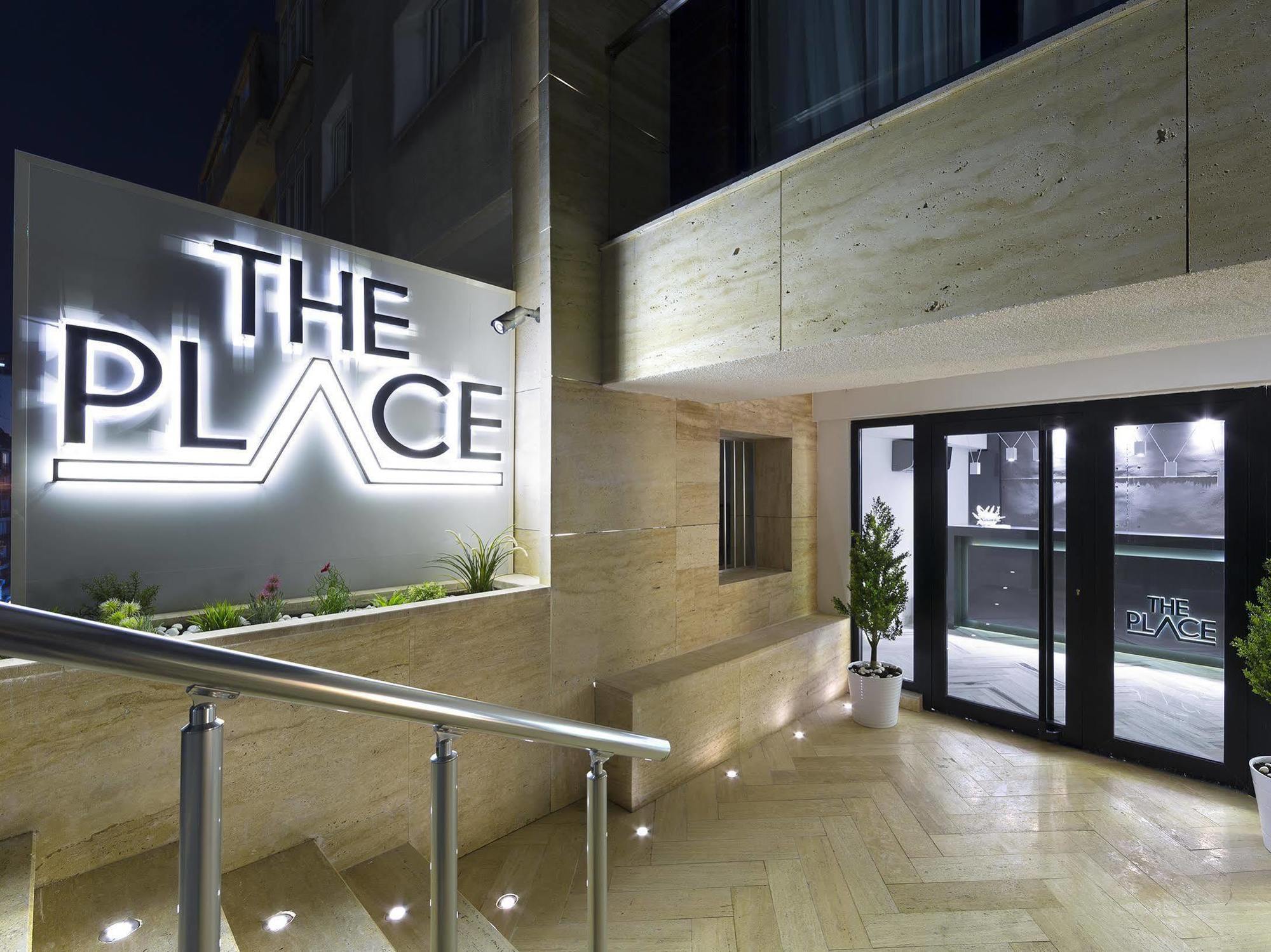 The Place Suites By Cey Istanboel Buitenkant foto
