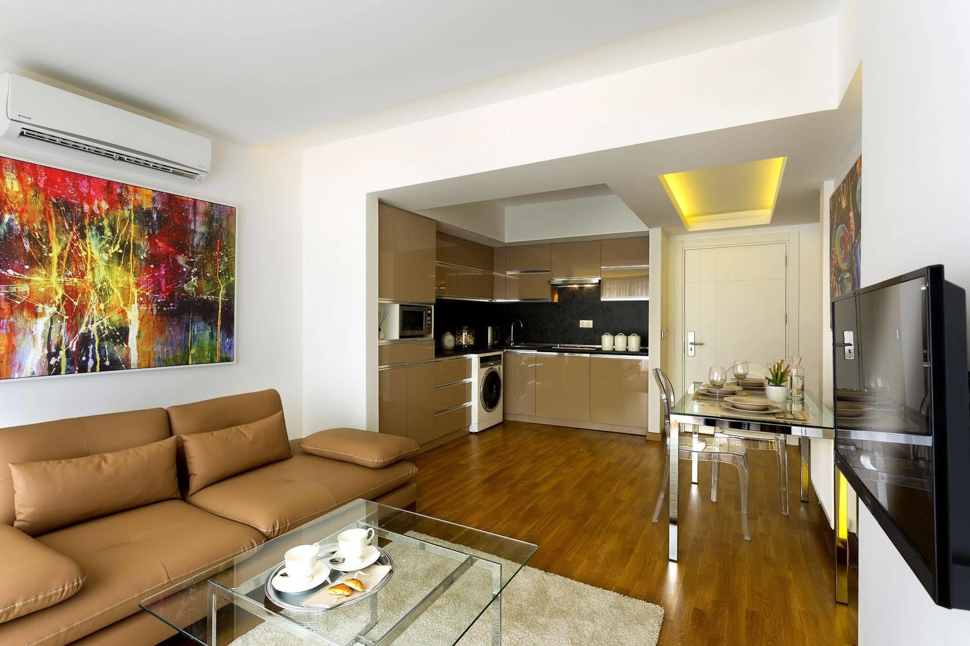 The Place Suites By Cey Istanboel Buitenkant foto