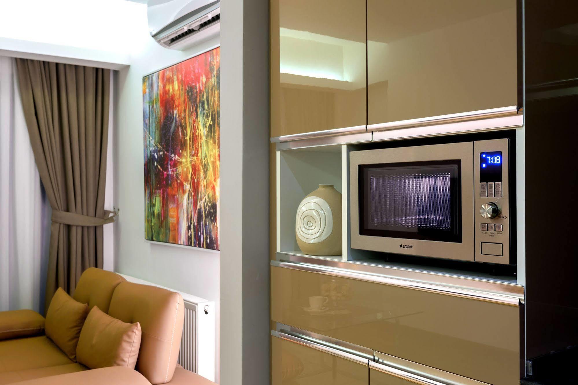The Place Suites By Cey Istanboel Buitenkant foto