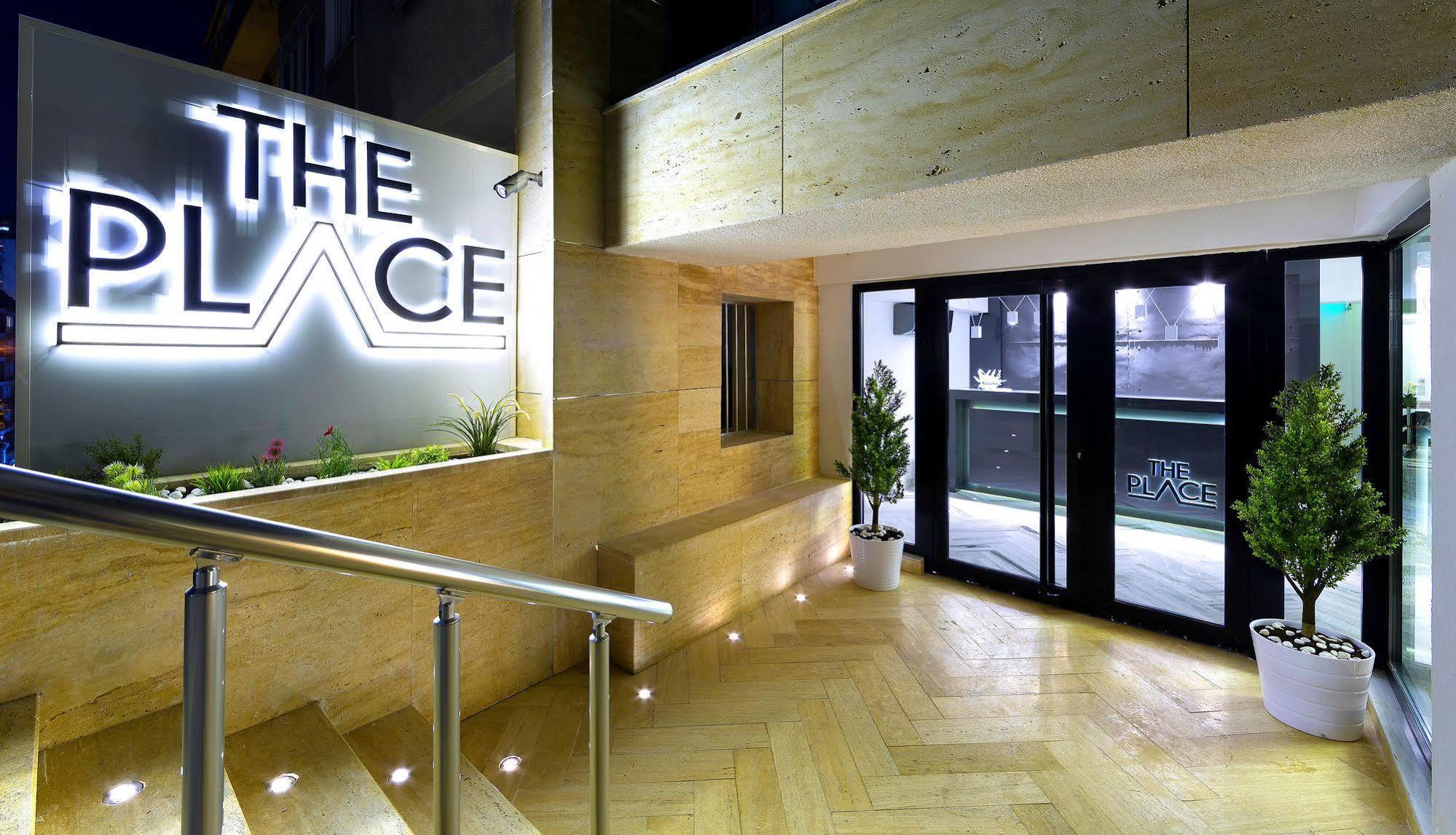The Place Suites By Cey Istanboel Buitenkant foto