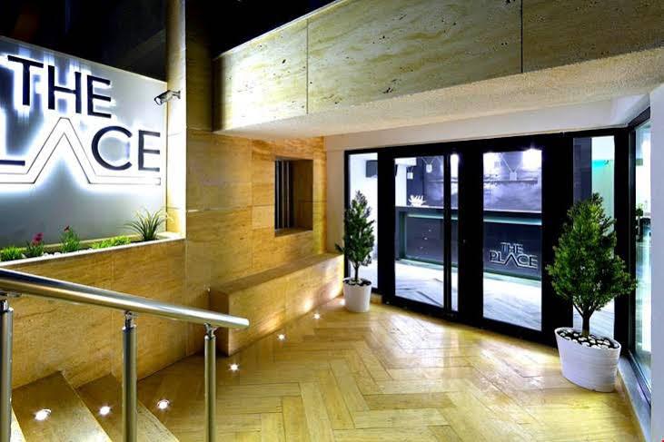 The Place Suites By Cey Istanboel Buitenkant foto